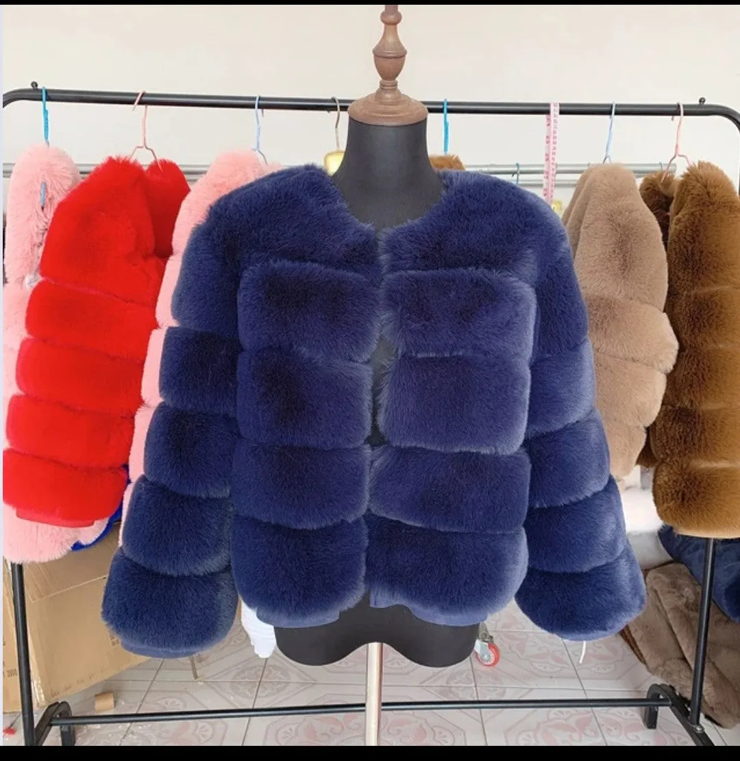 2023 Women Faux Fur Coat Jacket Korea Fashion Fur Coat Jacket Warm Feather Coats Cardigan Short Outercoat Party Elegant Outwear