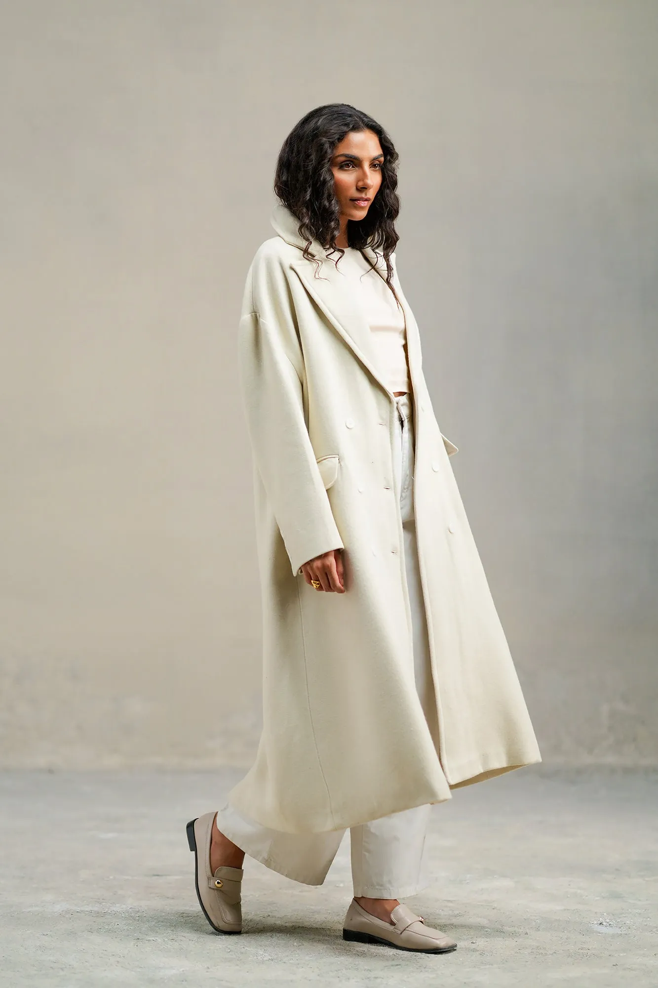 LONG COAT (E2012/108/002)